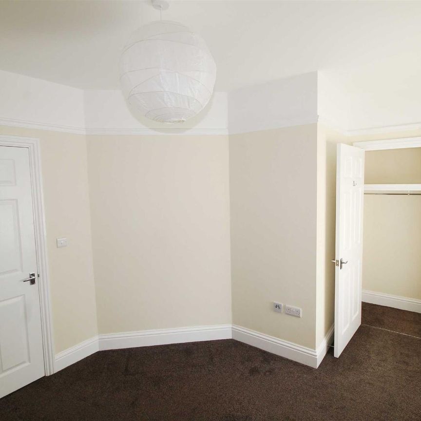 12 The Causeway, Chippenham, SN15 - Photo 1