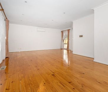 EASY TO MAINTAIN UNIT IN CAULFIELD SOUTH - Photo 3
