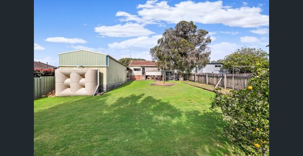 2 Bedroom Home - Photo 1