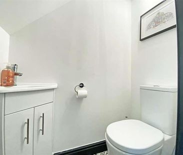 Seafield Avenue, Crosby, Liverpool, L23 - Photo 2