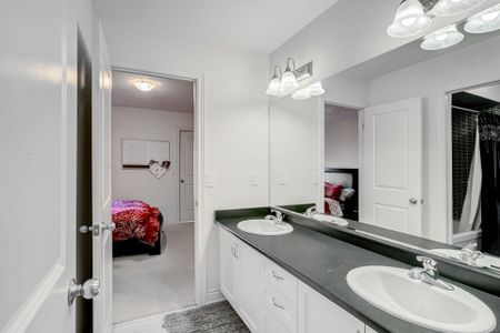 For Lease - 34 Gillis Road, Brampton, Ontario - Photo 2