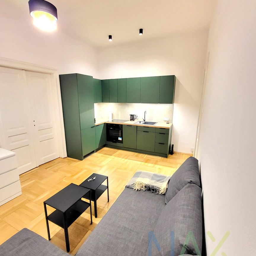 Wyremontowane mieszkanie przy ul. Łobzowskiej , kilka minut spacerem od Rynku - Zdjęcie 1