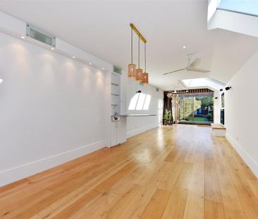 4 bedroom semi-detached house to rent - Photo 2