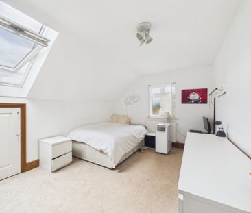 Greenlands Road, Staines-upon-Thames, Surrey,TW18 - Photo 5