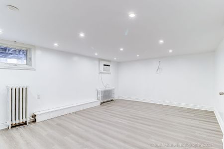 For Lease - 194 Roe Avenue, Toronto, Ontario - Photo 2