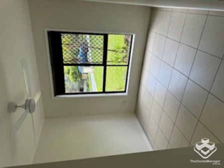 3 br Home $900p.w. - Mudgeeraba - Photo 5