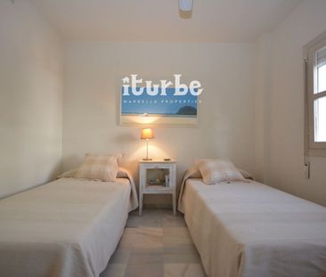 Ático de alquiler en Bulevar Príncipe Alfonso de Hohenlohe, 2, La C... - Photo 1