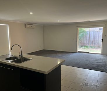 4 Ionian Way, Point Cook - Photo 3