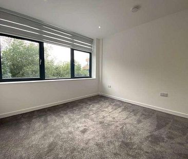 London Road, Staines-upon-thames, Surrey, TW18 - Photo 5