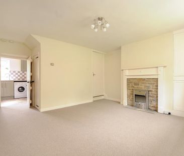 2 bedroom cottage to rent - Photo 1