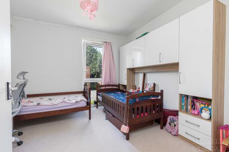 West Green Drive, Crawley, RH11 - Photo 5