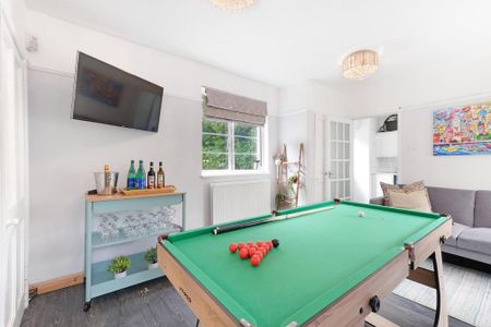 5 bedroom detached house to rent - Photo 5