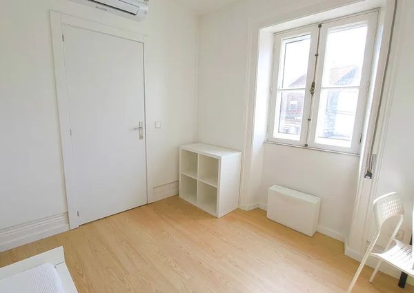 Rua Dom Afonso Henriques, Gondomar, Porto District 4435-006