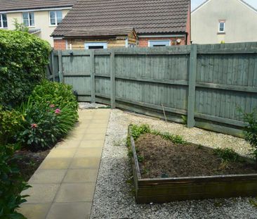 3 bedroom end of terrace house to rent - Photo 5