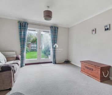 2 bedroom terraced house to rent - Photo 2