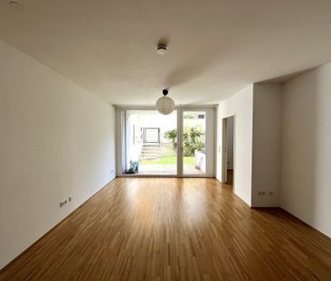 Gemütliche 2 Zimmer Wohnung mit Garten! - ein Stellplatz ist verpfl... - Photo 2