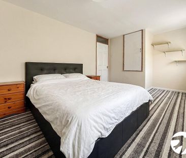 2 bedroom semi-detached house to rent - Photo 4