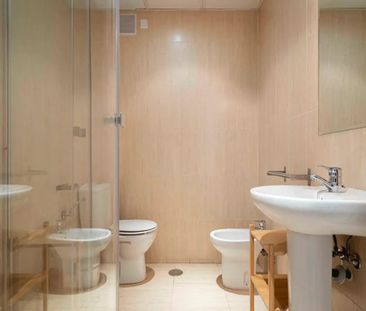 Paseo de la Castellana, Madrid, Community of Madrid 28046 - Photo 5