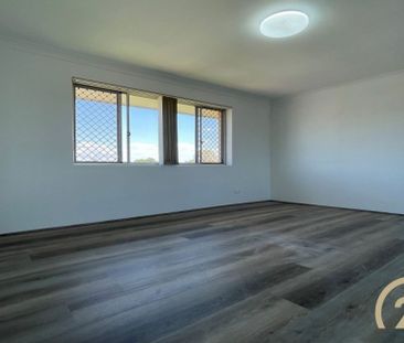 Renovated 2 Bedroom Unit in the Heart of Fairfield&excl;&excl;&excl; - Photo 4