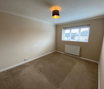 Wadsworth Road, Bramley, S66 1UB - Photo 6