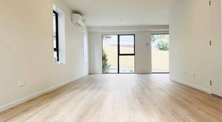 Near New Townhouse in Rangitoto Zone - Photo 2