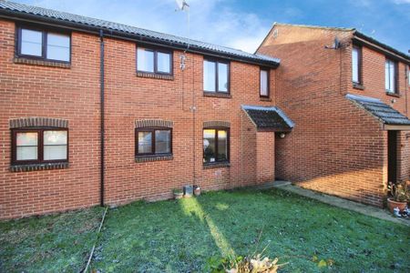 1 bedroom maisonette to rent - Photo 5