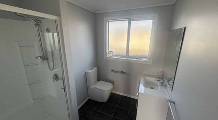 Family home in time for Christmas - Photo 2