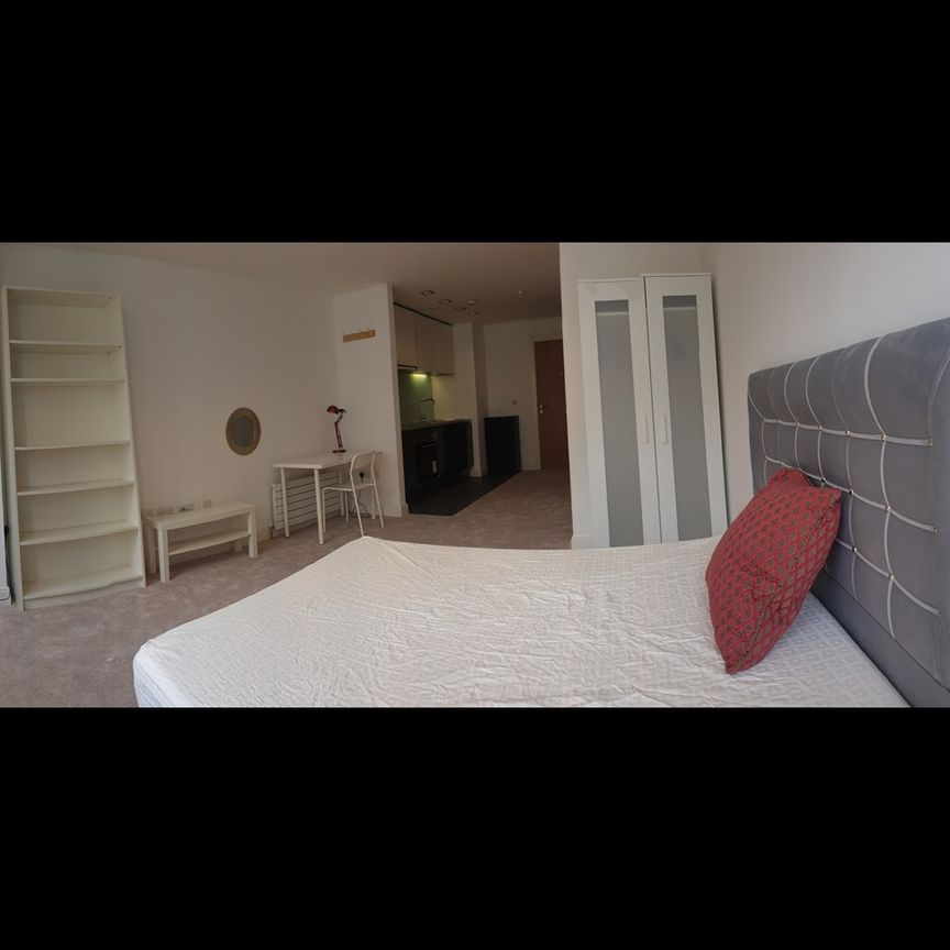 Studio Flat, One Park West, L1 - Photo 1
