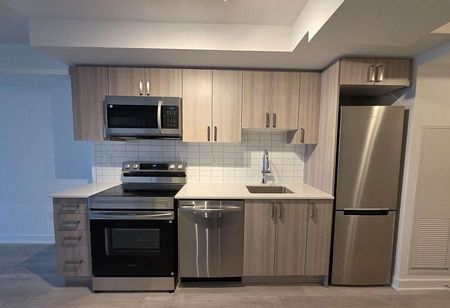 For Lease - 1010 Sandy Beach Road Unit# 609, Pickering, Ontario - Photo 4