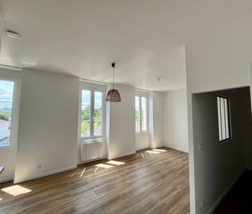 Location Appartement 2 pièces 47m² - Photo 2