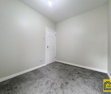 18 Victoria Avenue, Belfast, BT4 1QY - Photo 3