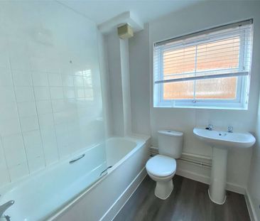 A contemporary apartment forming part of a modern development set i... - Photo 4