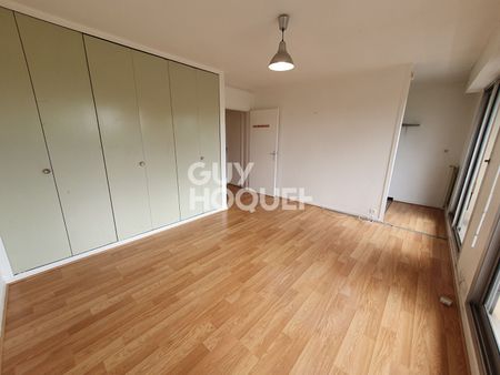 Location Appartement 1 pièce 31m² - Photo 2