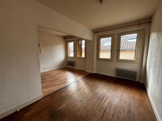Location Appartement 2 pièces 46m² AIRE SUR L ADOUR 40800 - Photo 1