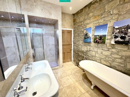 4 bedroom semi-detached house to rent - Photo 3