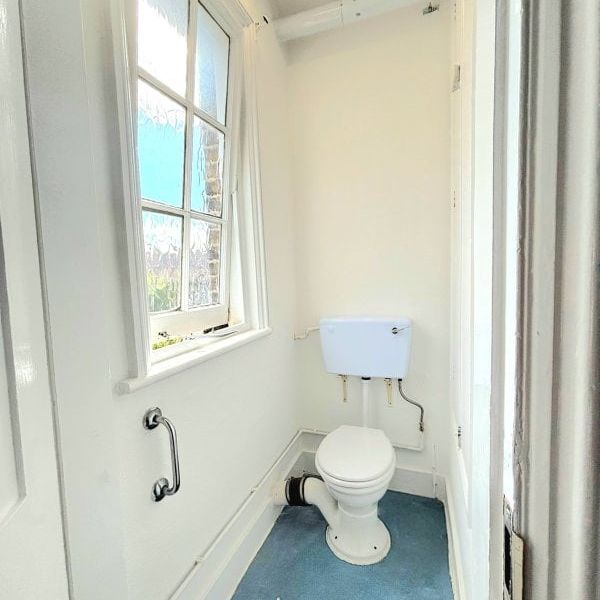 50, Bushey Grove Road, BUSHEY, Property for rent - Photo 2