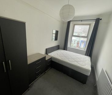 5 bedroom house share to rent - Photo 2