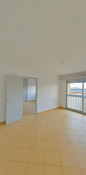 Location Appartement 2 pièces 50m² ROMANS SUR ISERE 26100 - Photo 1