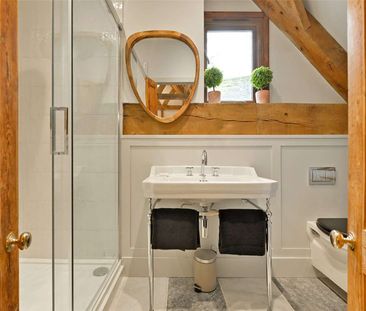 Superb converted barn with an idyllic private garden set in a beaut... - Photo 6
