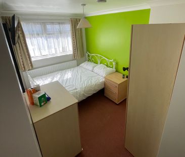 The Silvers, Broadstairs (2) Kent CT10 2PF - Photo 4