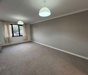 Park Road, SO15 - Photo 2