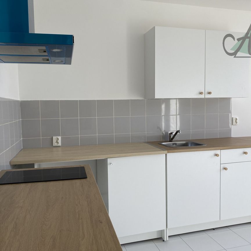 Location Maison 3 pièces 71m² NOGENT SUR SEINE 10400 - Photo 1