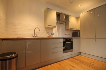 3 bedroom apartment to rent - Photo 5