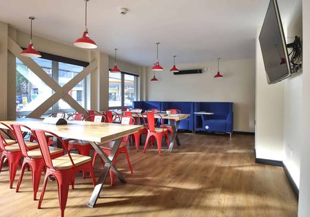 Gold En Suite - Photo 3