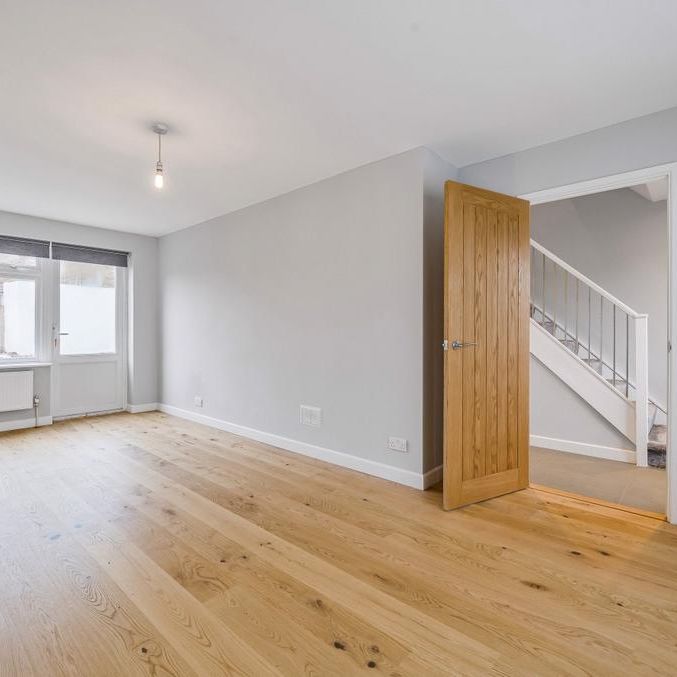 2 bedroom semi-detached house to rent - Photo 1