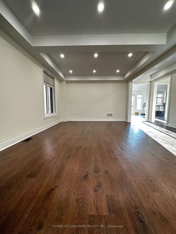 For Lease - 36 Upbound Court, East Gwillimbury, Ontario - Photo 2