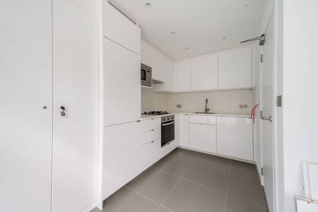 Room in a Shared House, Church Road, CR4 - Photo 3