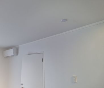 Two Bedroom Townhouse/Unit - Photo 5