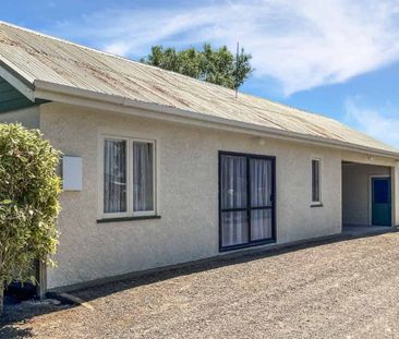 ASHHURST - 2 BEDROOMS - Photo 2