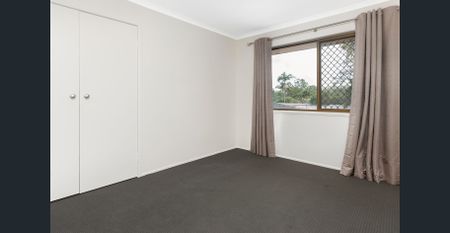 Recently Renovated Home in a Quiet Daisy Hill Location - Photo 2